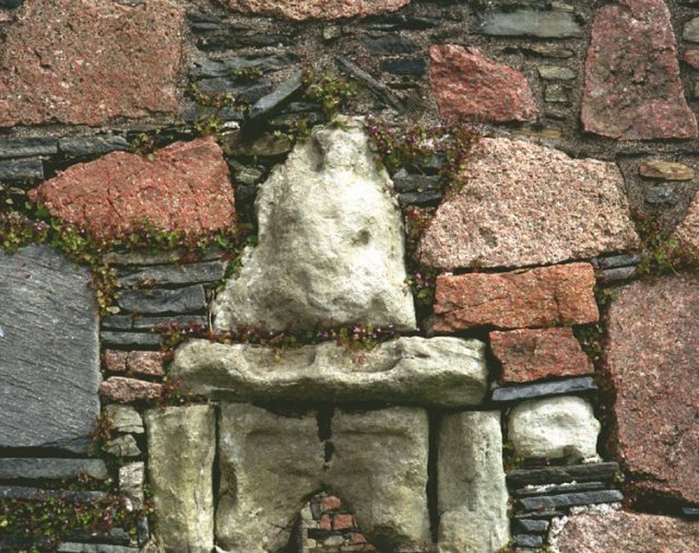 Sheela, mocno nadwerężona przez czas