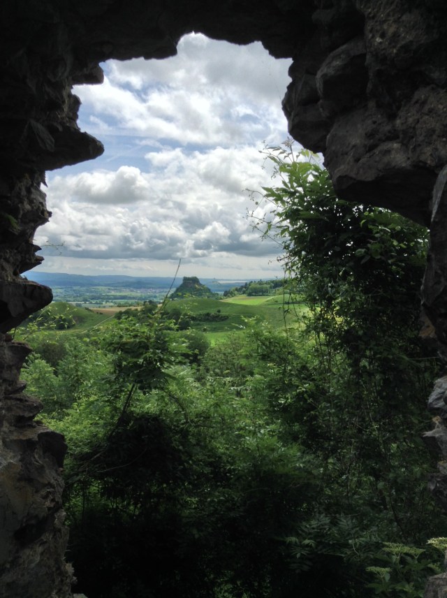 Szwabska Jura. Widok z Góry Dziewczyny.